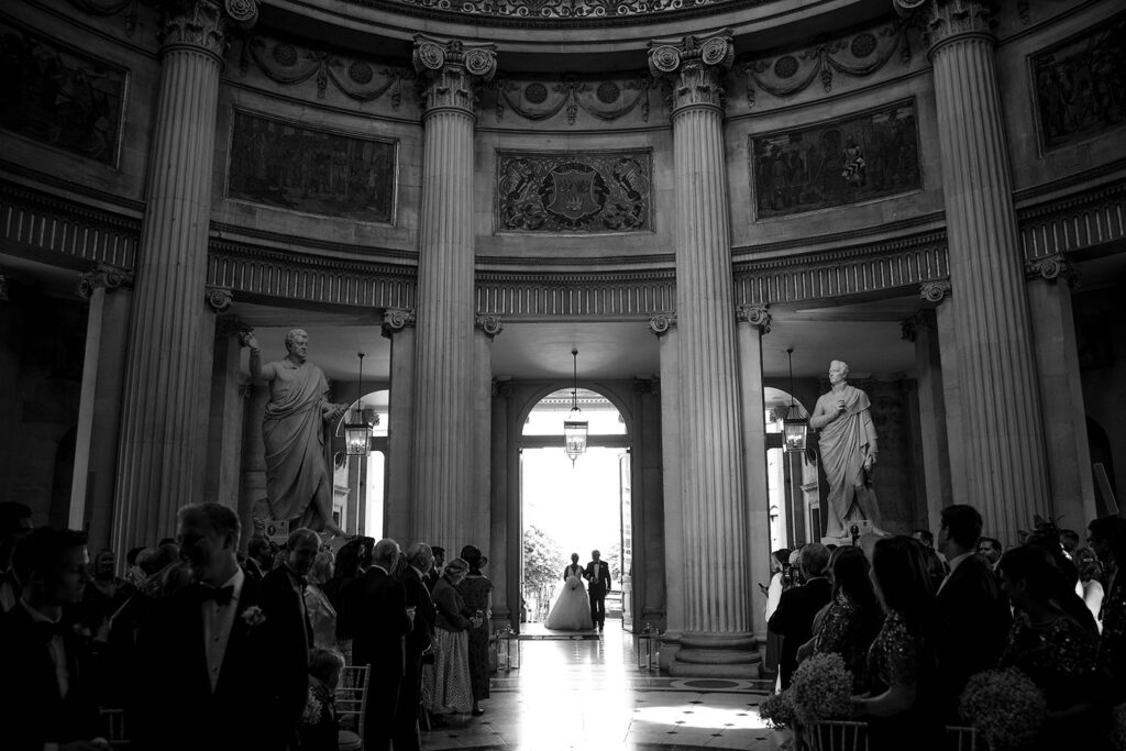 Bride and her father entering Dublin City Hall